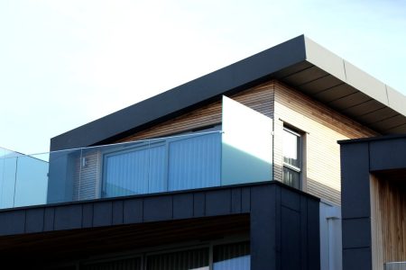 Les avantages d'un immeuble de trois étages pour l'habitat urbain