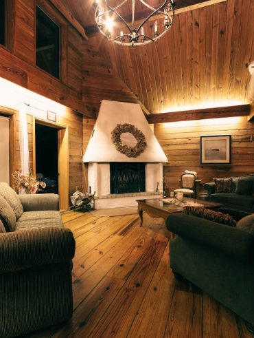 avantages et conseils d'installation pour le Revêtement en bois pour mur