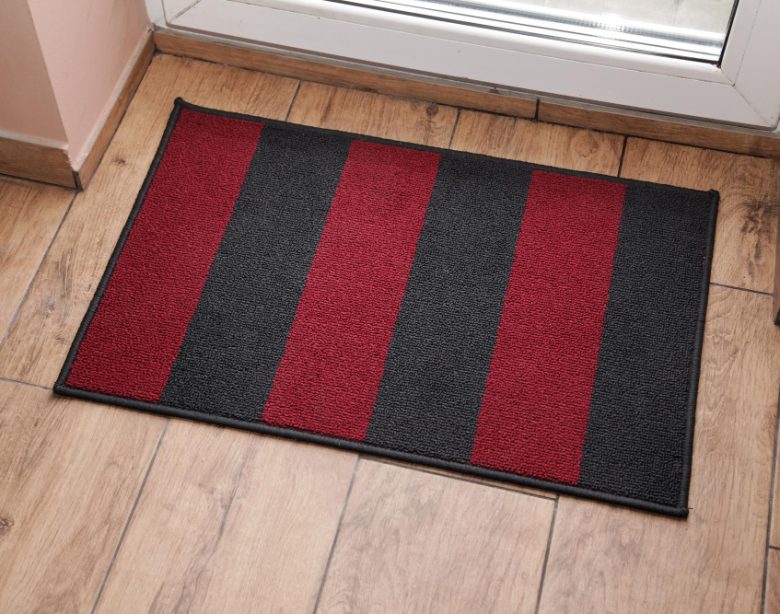 Choisir un tapis d'entrée sur mesure pour personnaliser votre intérieur